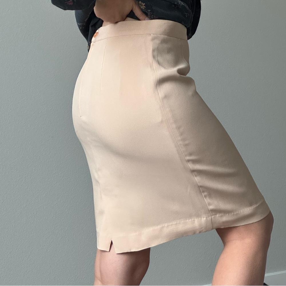Giorgio Armani Le Collezioni Beige Silk Blend Pencil Skirt Size 42 / US 8